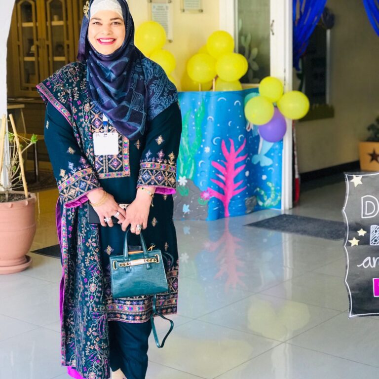 Mam Aisha Alam Montessori Directress